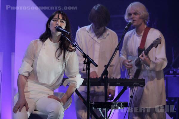 CHARLOTTE GAINSBOURG - 2012-05-21 - PARIS - La Cigale - 